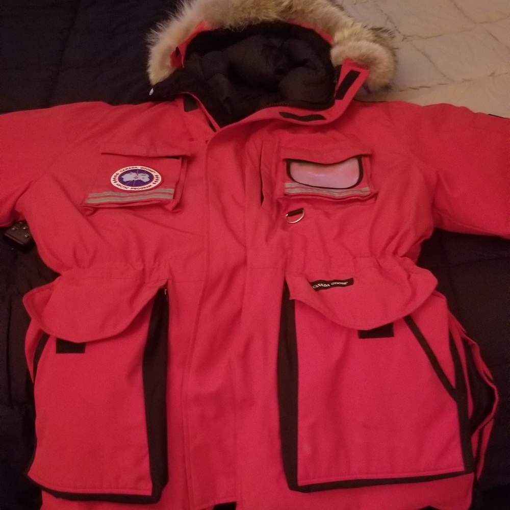 Canada Goose Mantra